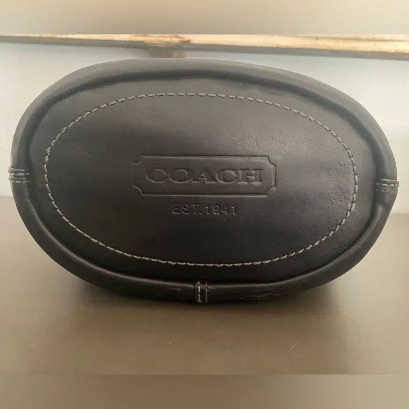 Coach BleeckerTattersall Vachetta Duffle Bucket Bag 11422 EUC - Picture 7 of 11